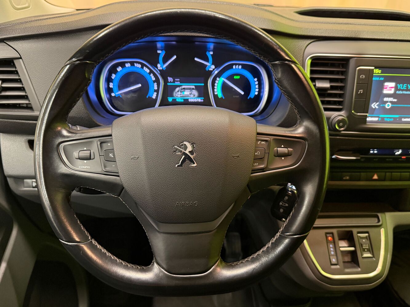 Peugeot e-Expert vaihtoauto