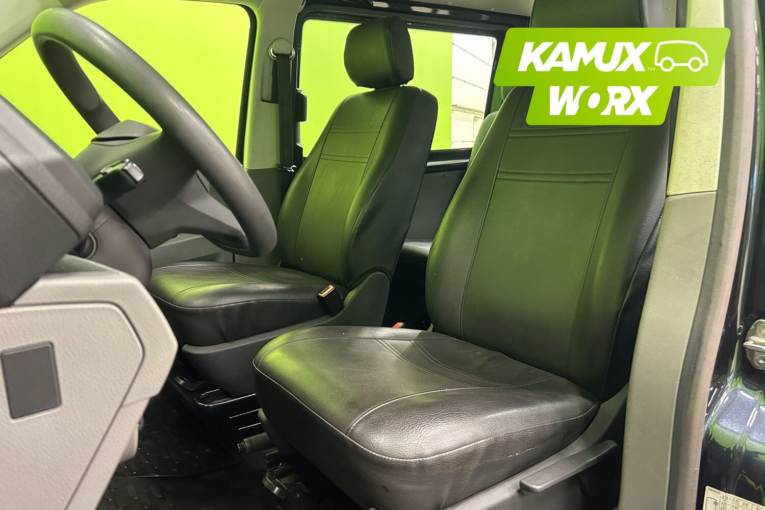 Volkswagen Caravelle vaihtoauto