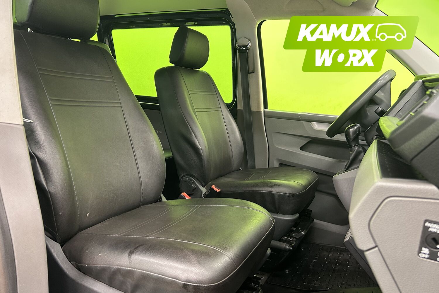 Volkswagen Caravelle vaihtoauto
