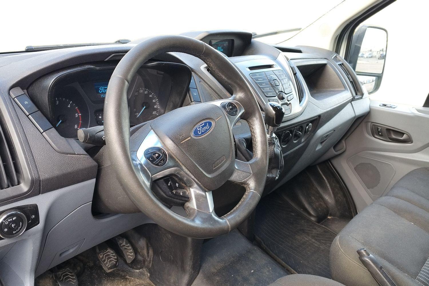Ford Transit vaihtoauto
