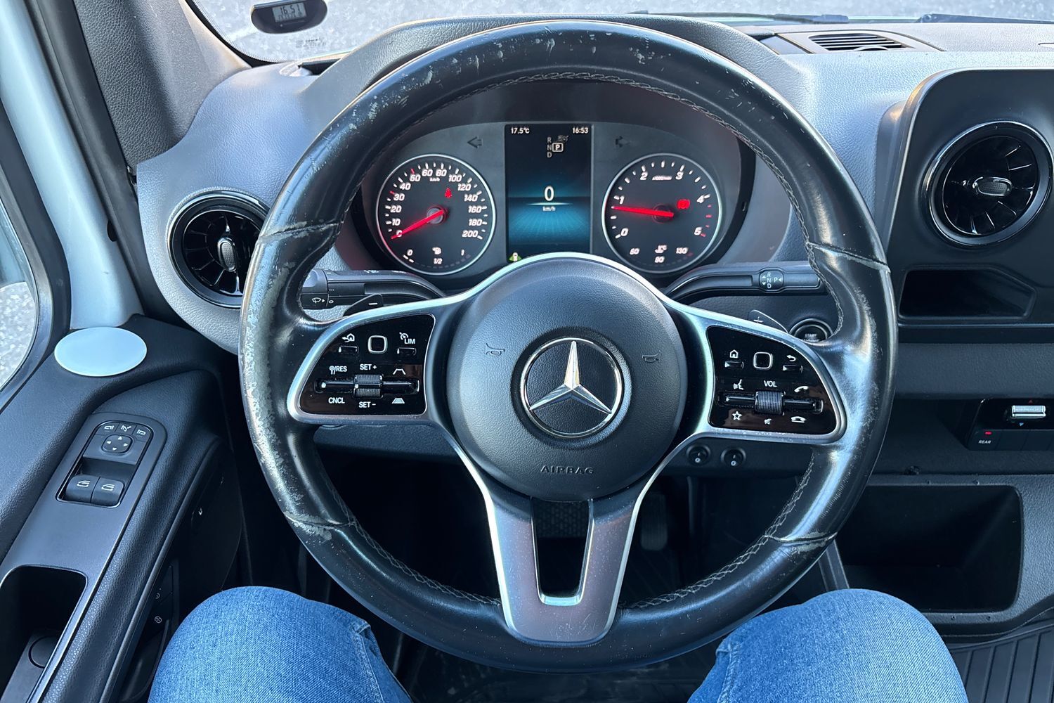 Mercedes-Benz Sprinter vaihtoauto