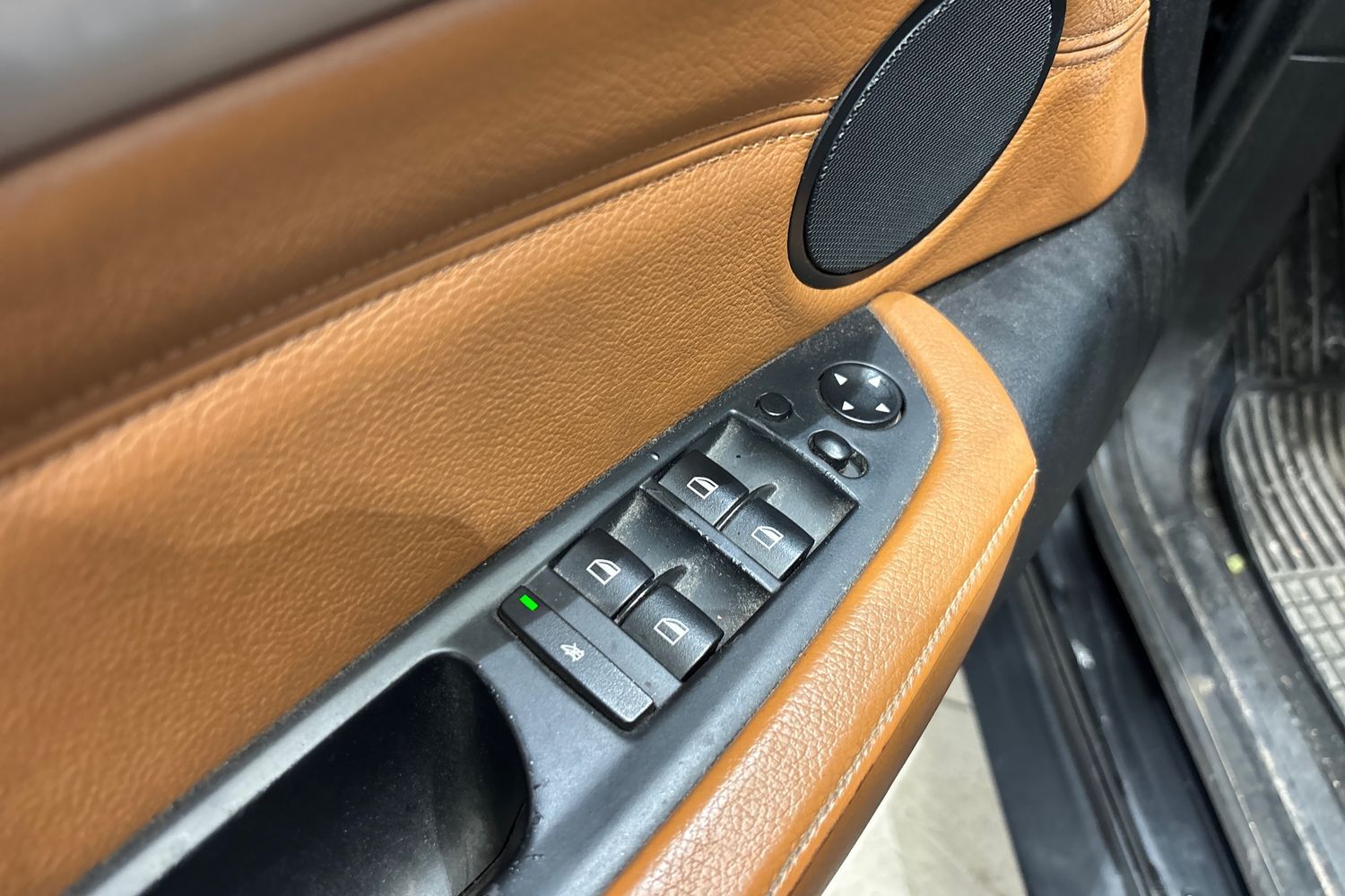 BMW X6 vaihtoauto