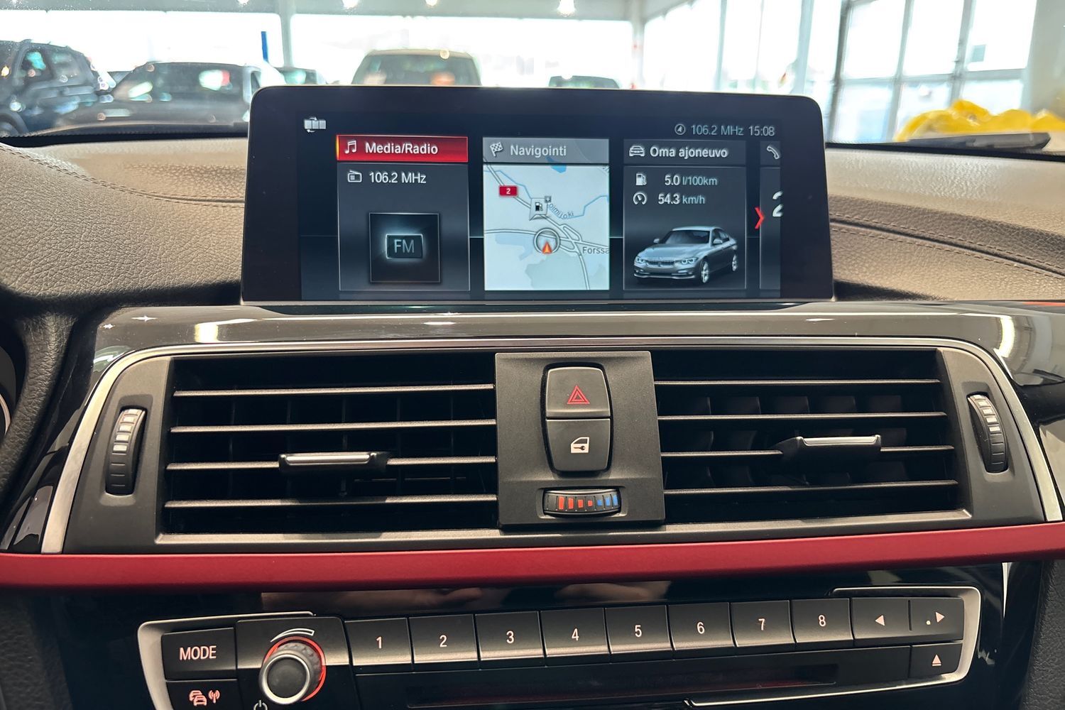 BMW 330 vaihtoauto