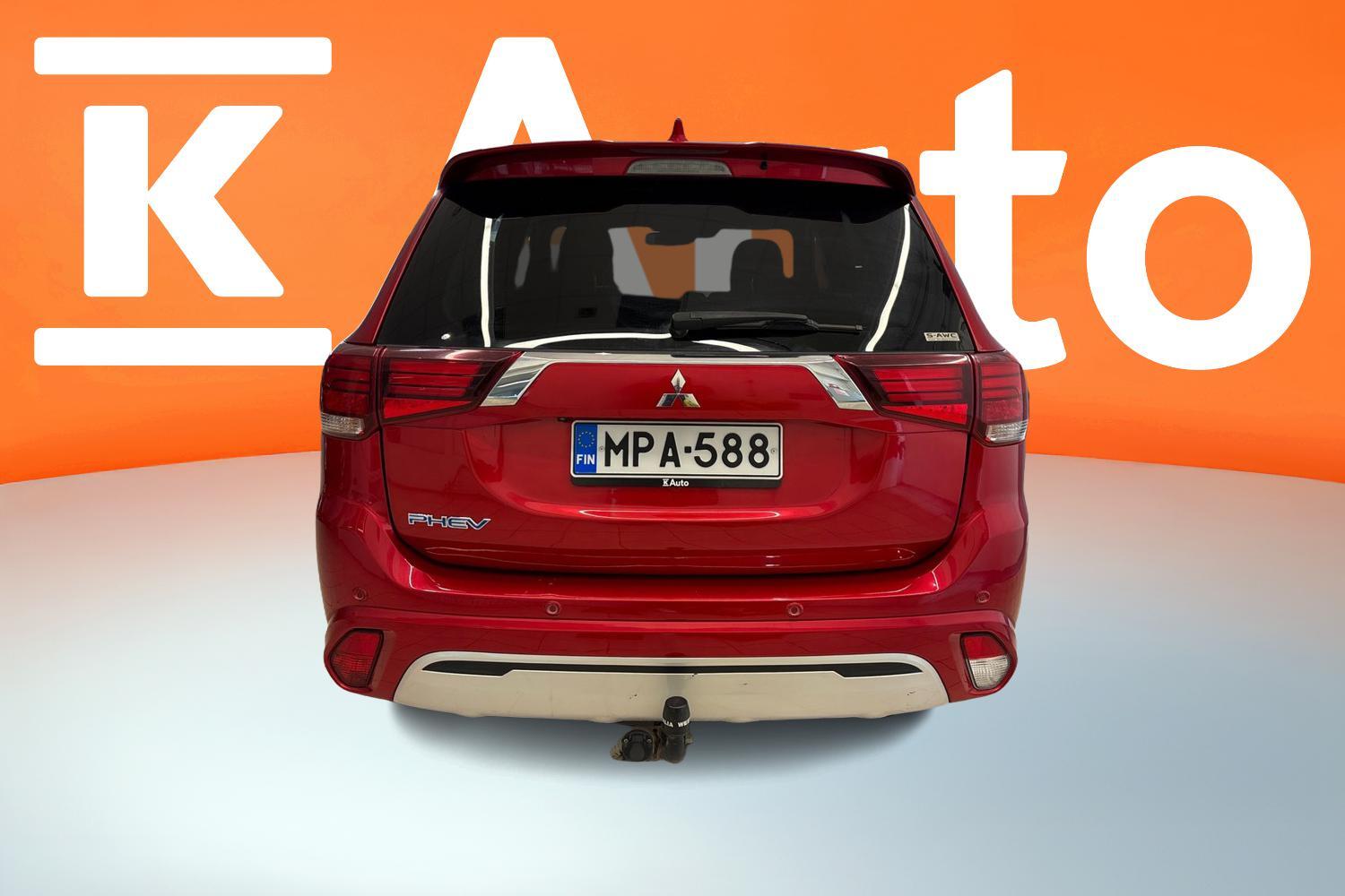 Mitsubishi Outlander PHEV vaihtoauto