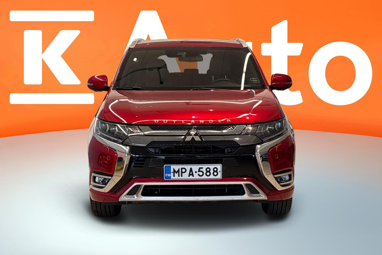 Mitsubishi Outlander PHEV vaihtoauto