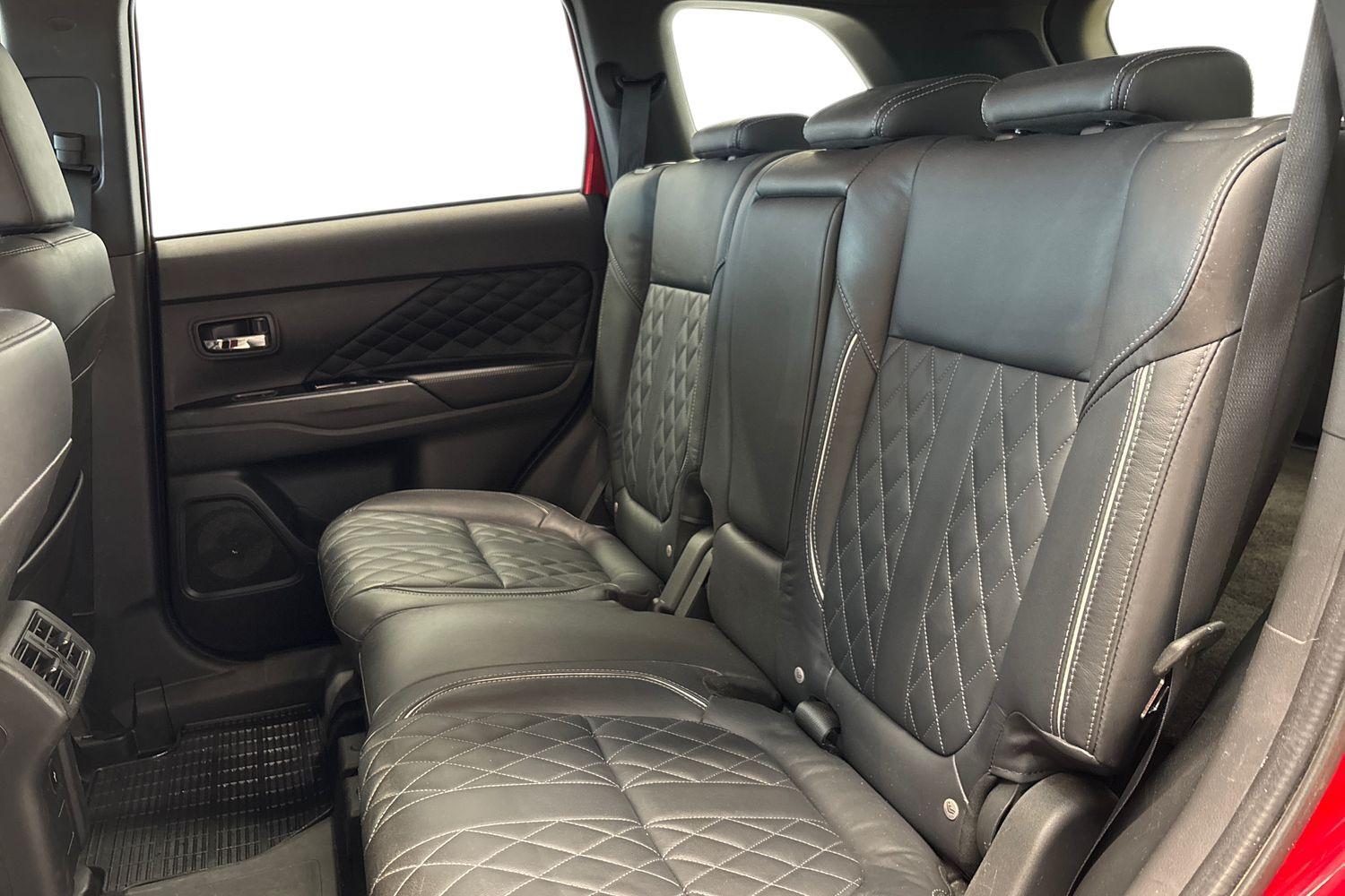 Mitsubishi Outlander PHEV vaihtoauto