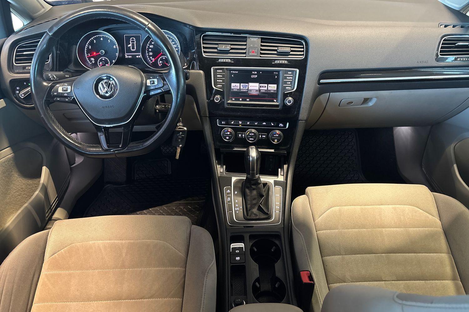 Volkswagen Golf vaihtoauto