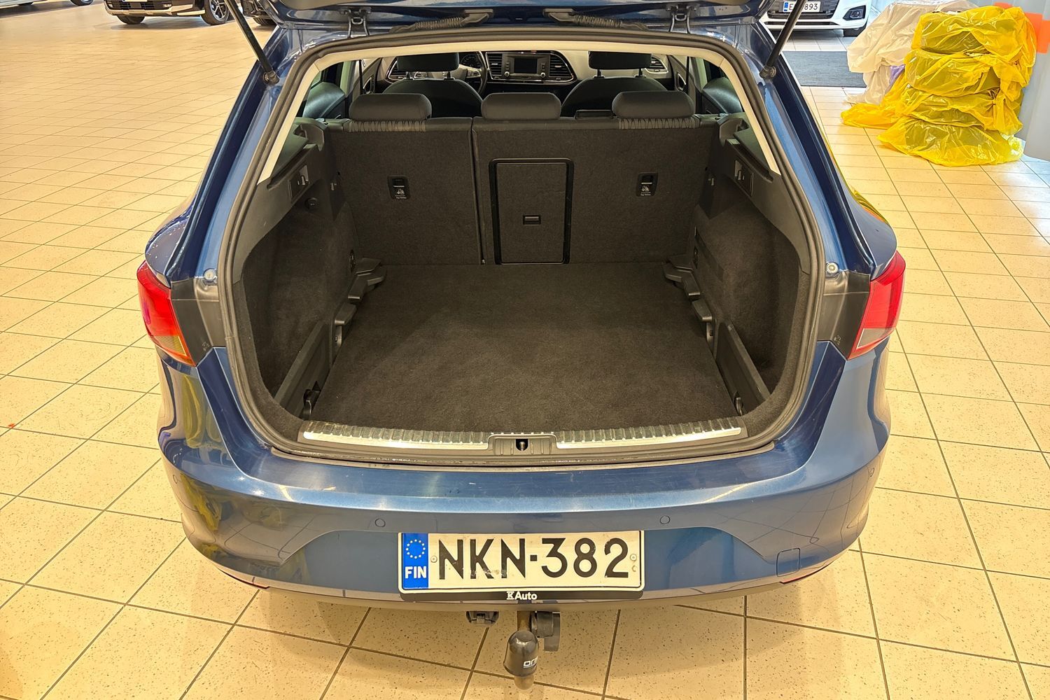 SEAT Leon ST vaihtoauto