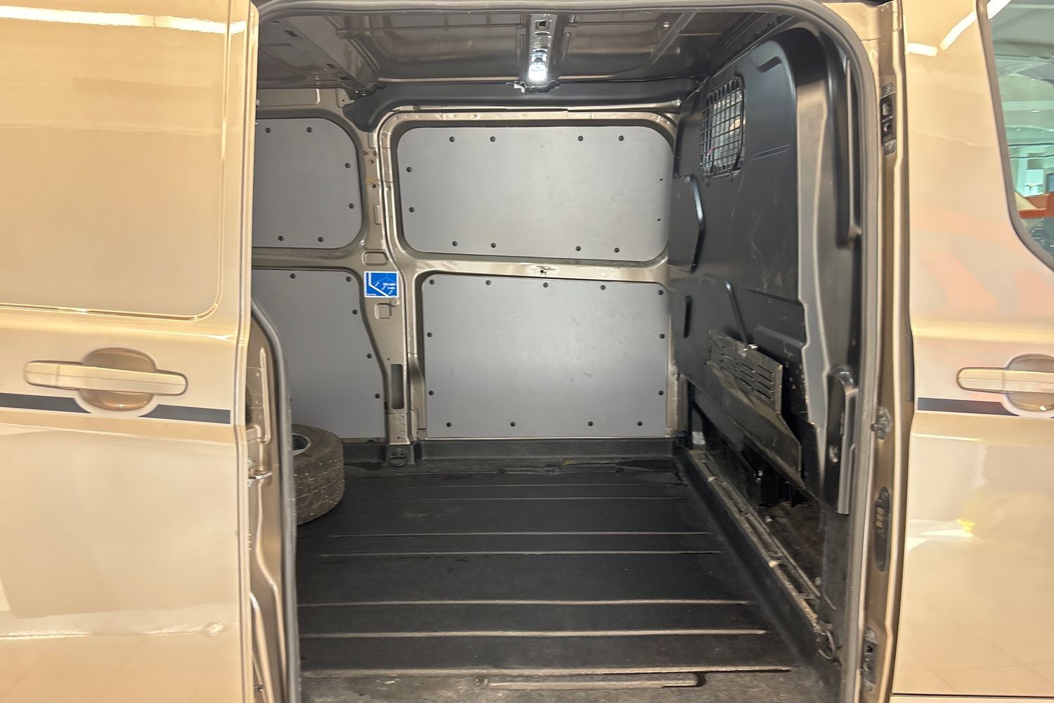 Ford Transit Custom vaihtoauto