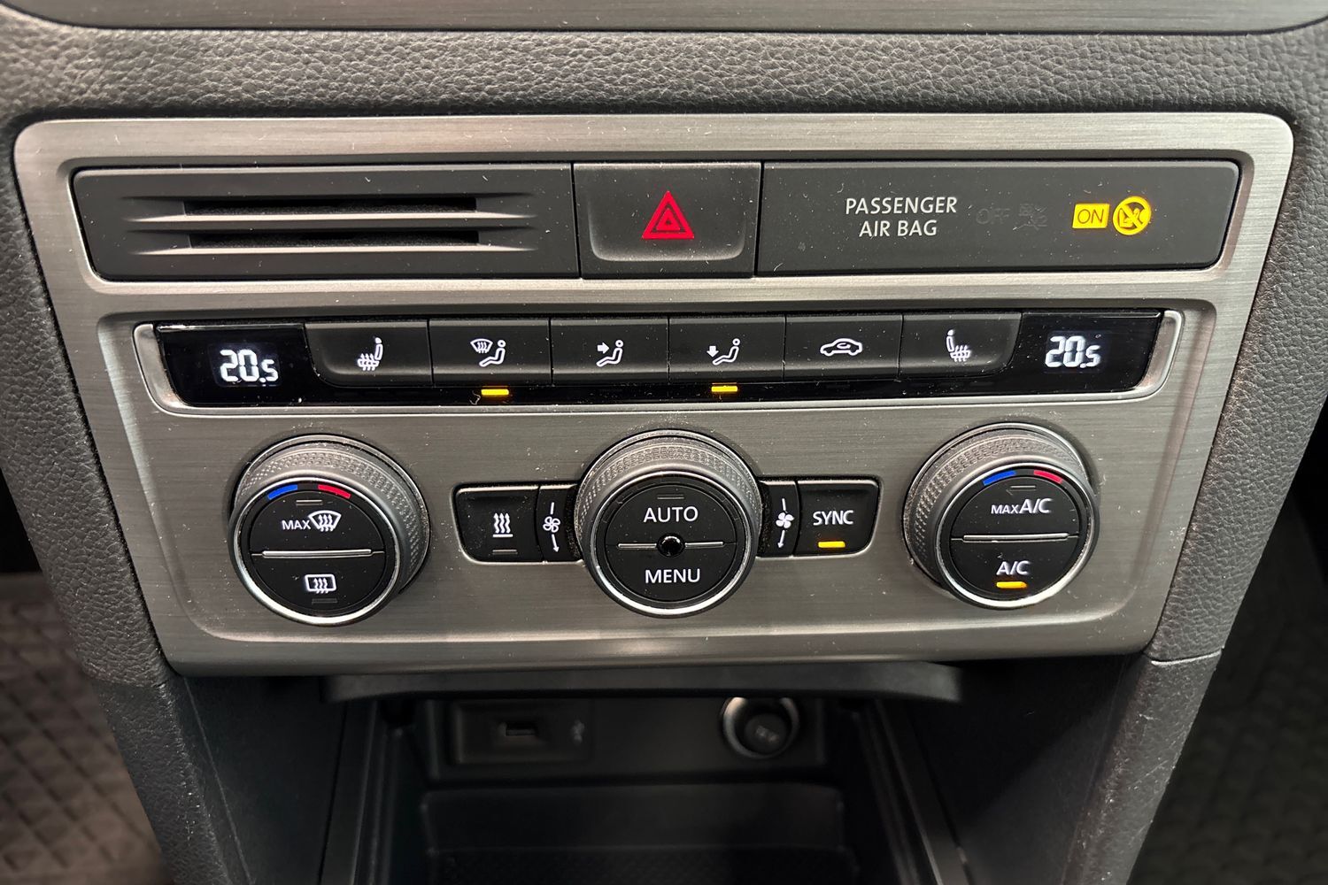 Volkswagen Golf Sportsvan vaihtoauto