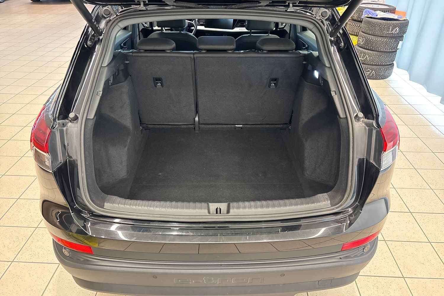 Audi Q4 e-tron vaihtoauto