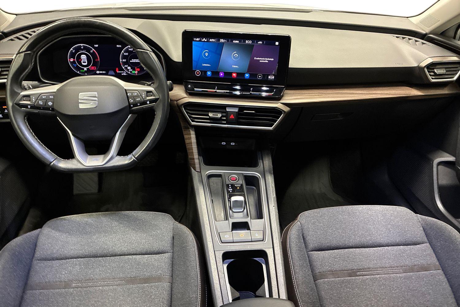 SEAT Leon Sportstourer vaihtoauto