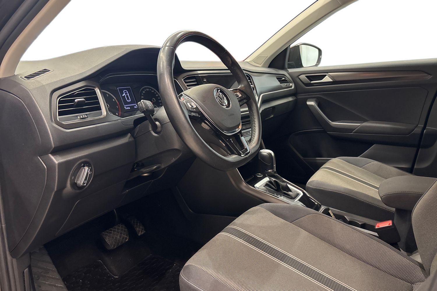 Volkswagen T-Roc vaihtoauto
