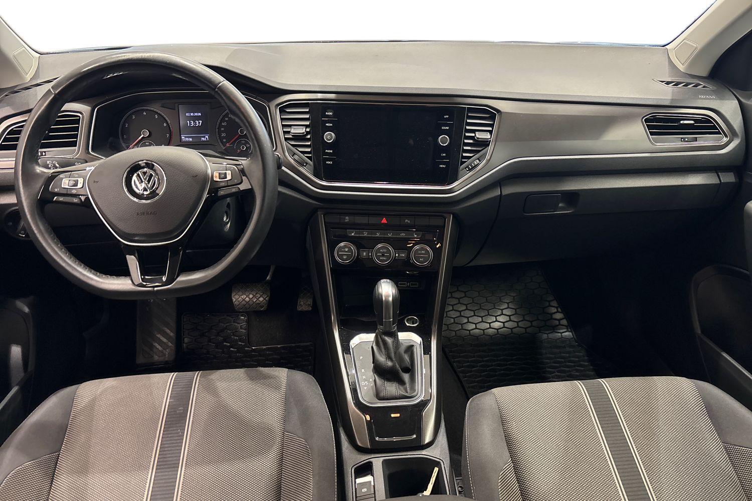 Volkswagen T-Roc vaihtoauto