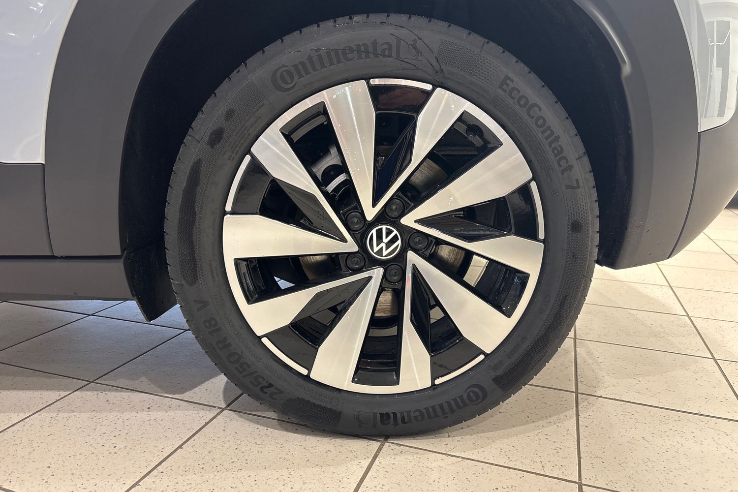 Volkswagen ID. Cross vaihtoauto