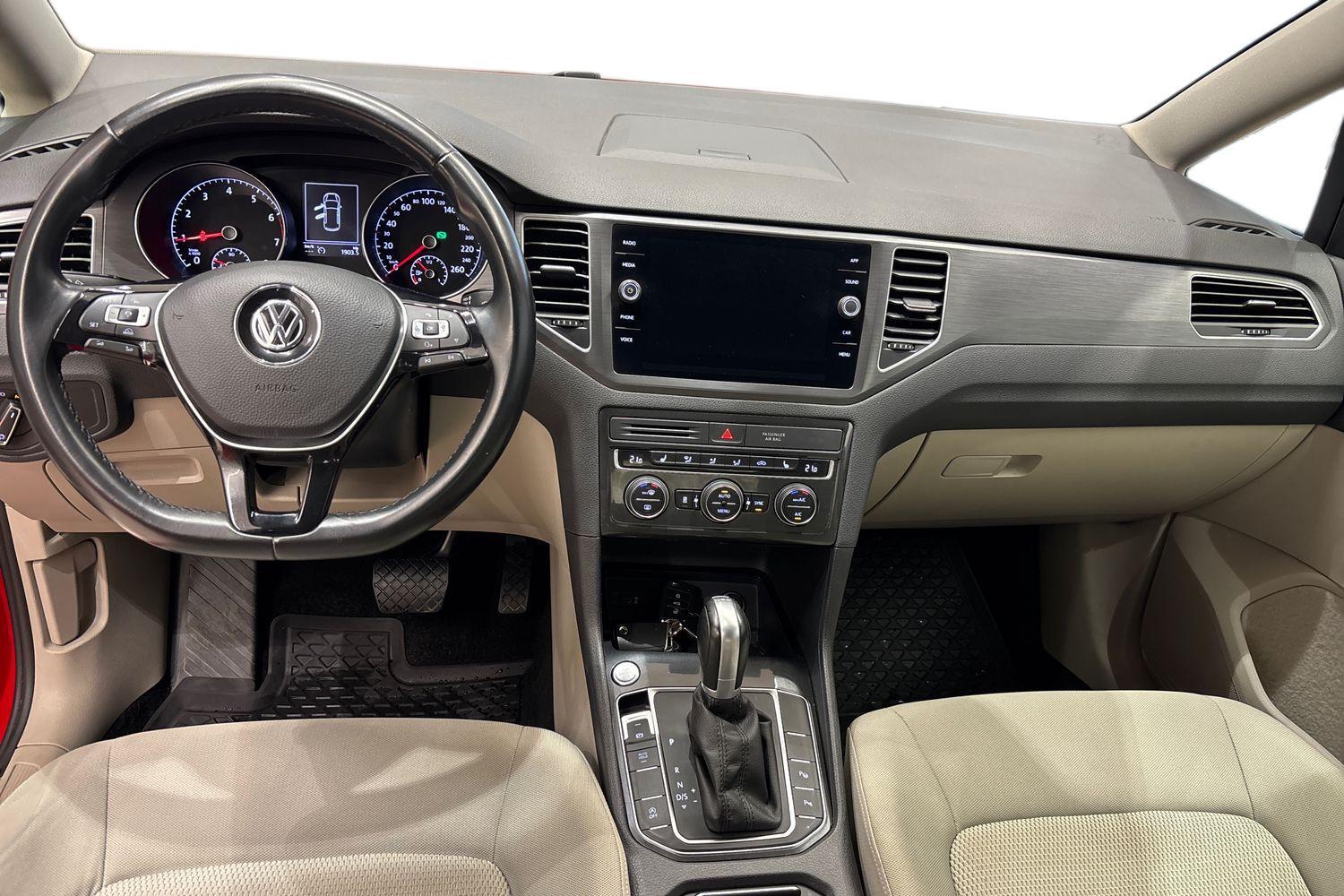 Volkswagen Golf Sportsvan vaihtoauto