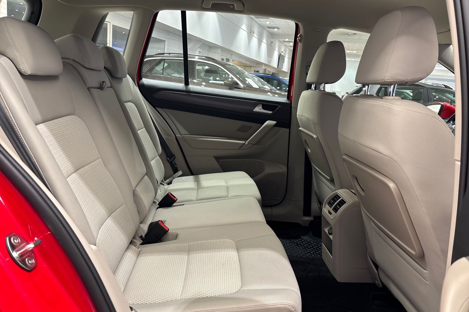 Volkswagen Golf Sportsvan vaihtoauto
