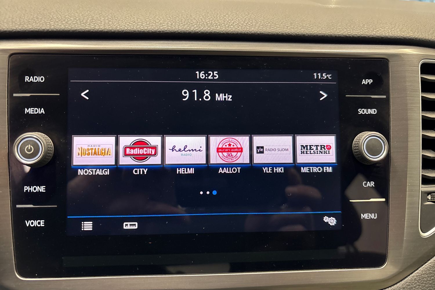 Volkswagen Golf Sportsvan vaihtoauto