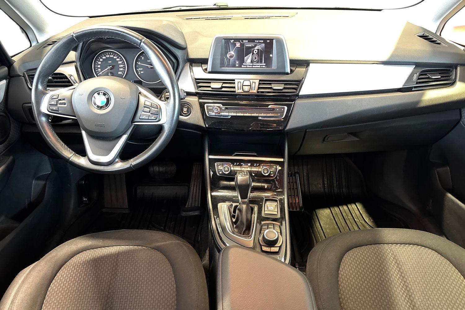 BMW 218 vaihtoauto