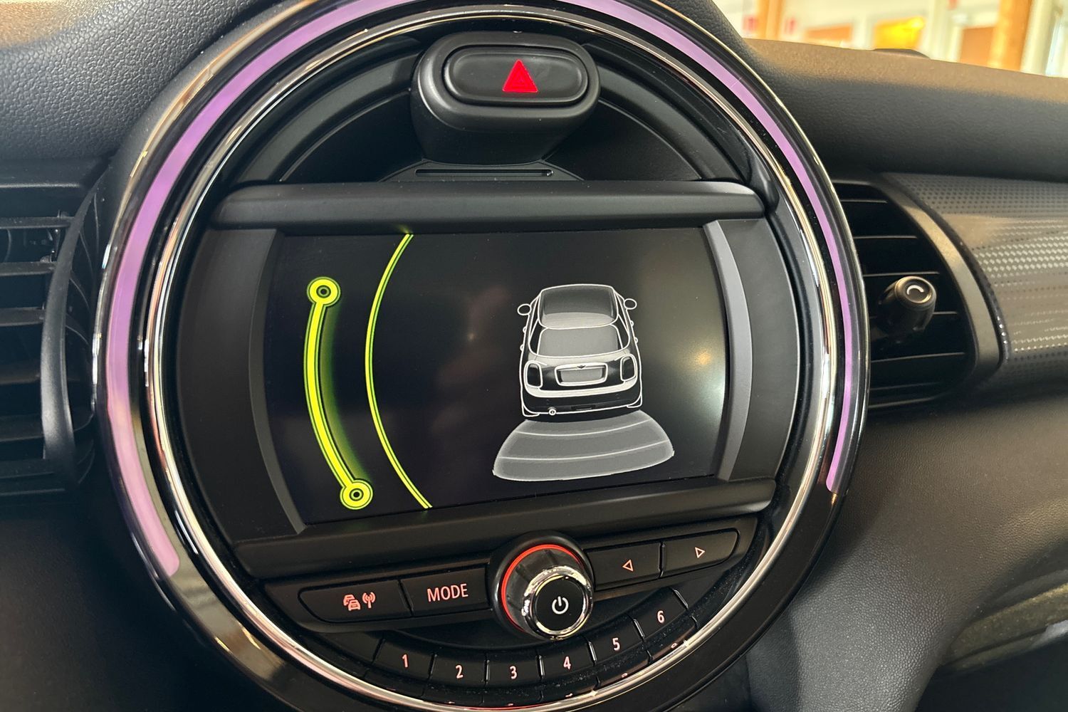 Mini Hatchback vaihtoauto
