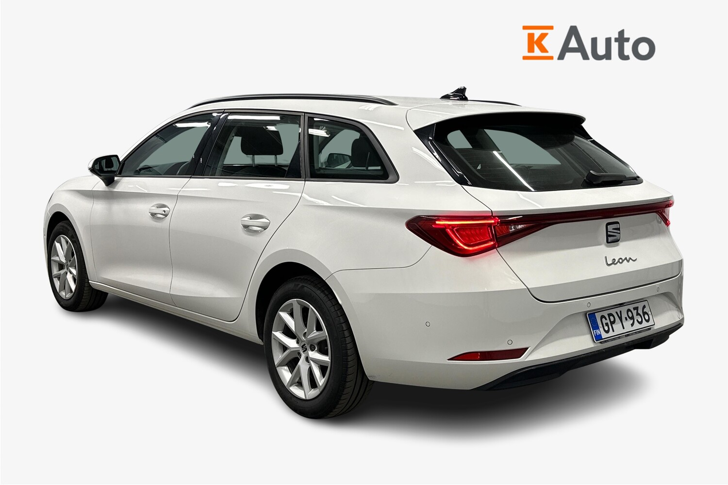 SEAT Leon Sportstourer vaihtoauto
