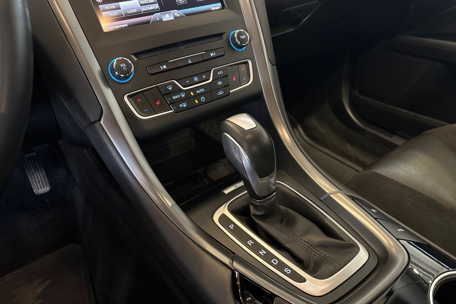 Ford Mondeo vaihtoauto