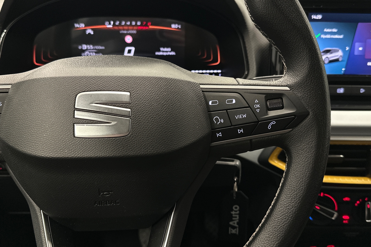 SEAT Arona vaihtoauto