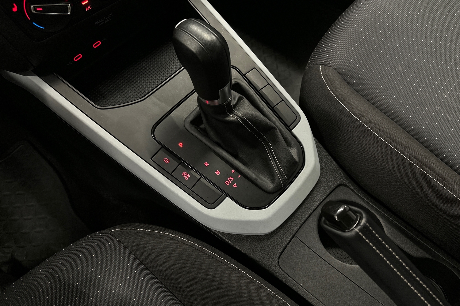 SEAT Arona vaihtoauto