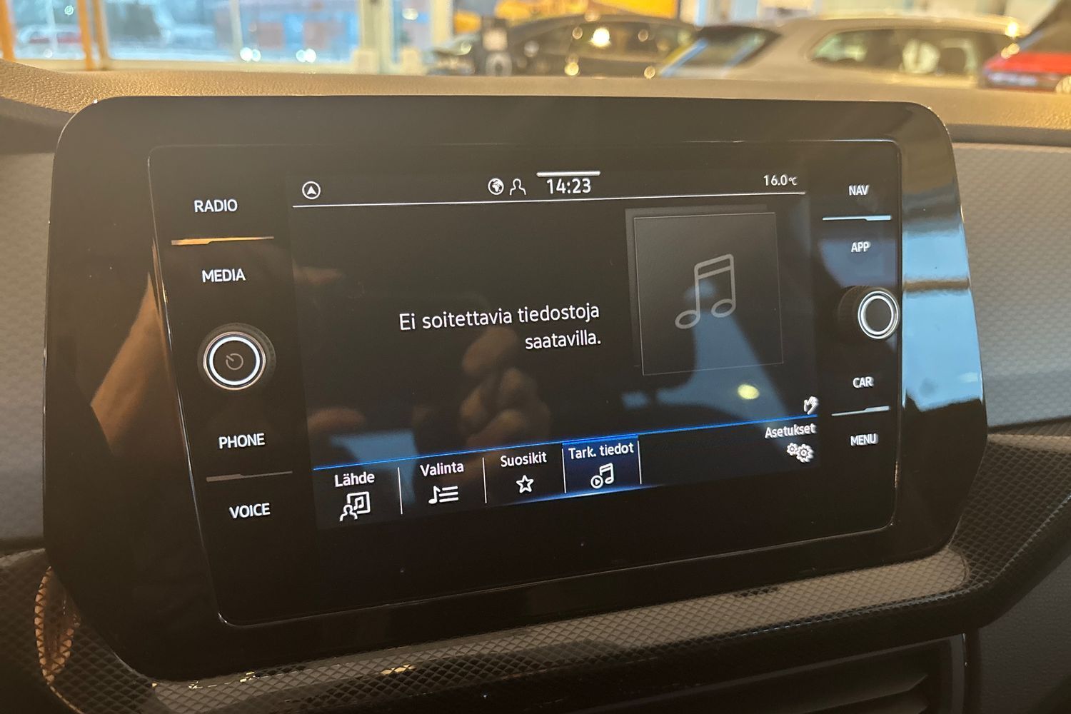 Volkswagen T-Cross vaihtoauto