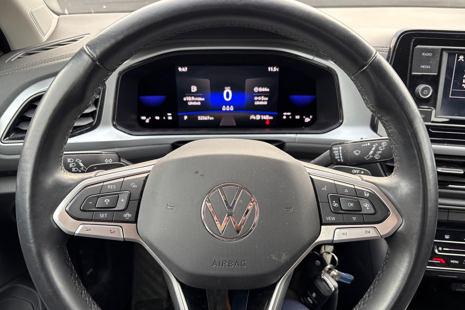 Volkswagen T-Roc vaihtoauto