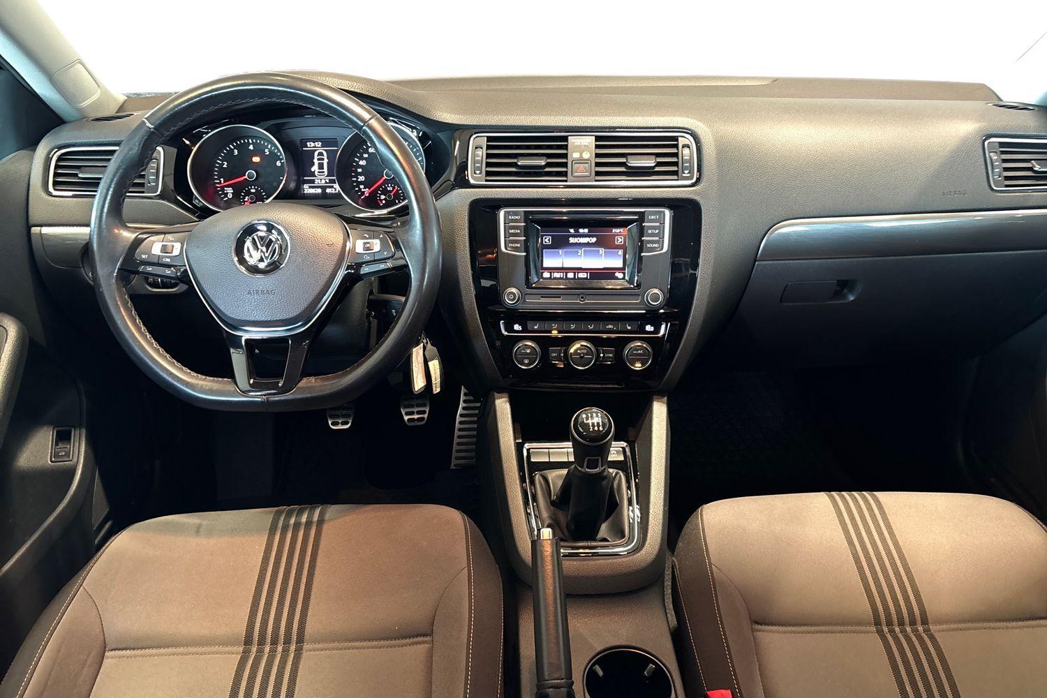 Volkswagen Jetta vaihtoauto