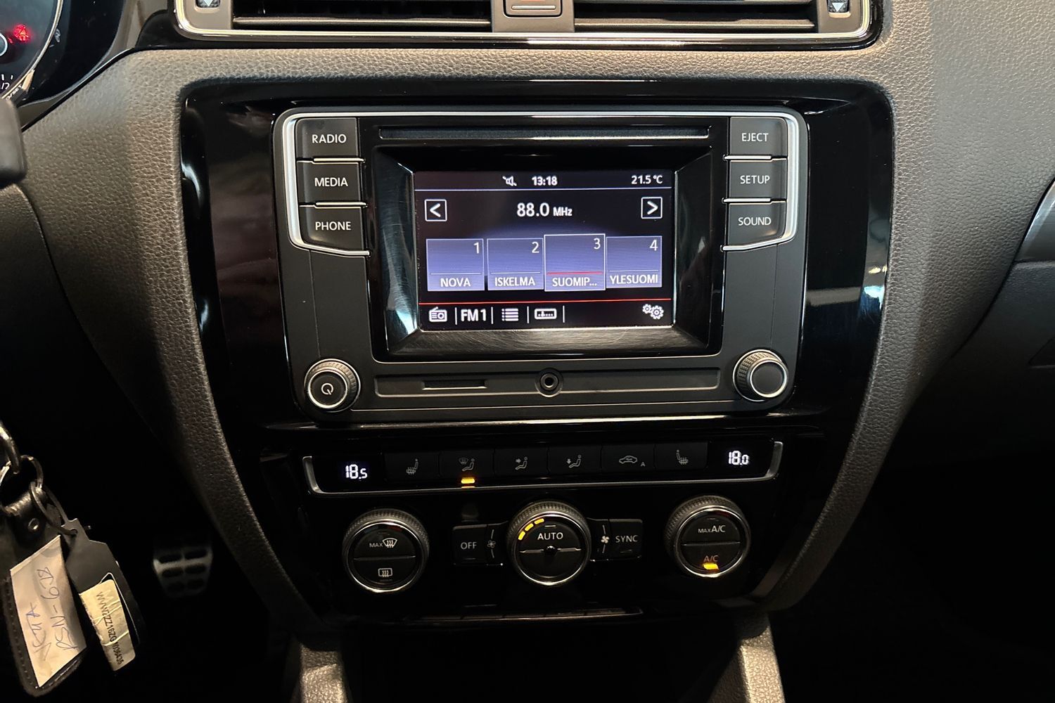 Volkswagen Jetta vaihtoauto