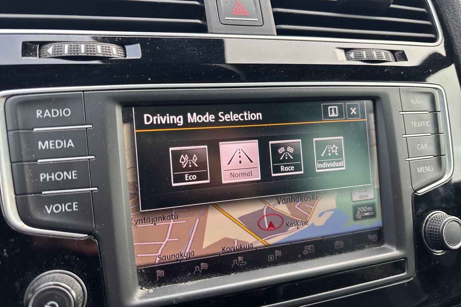 Volkswagen Golf vaihtoauto