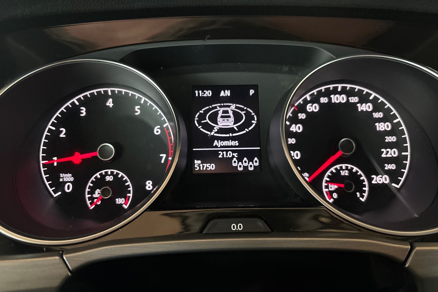 Volkswagen Touran vaihtoauto