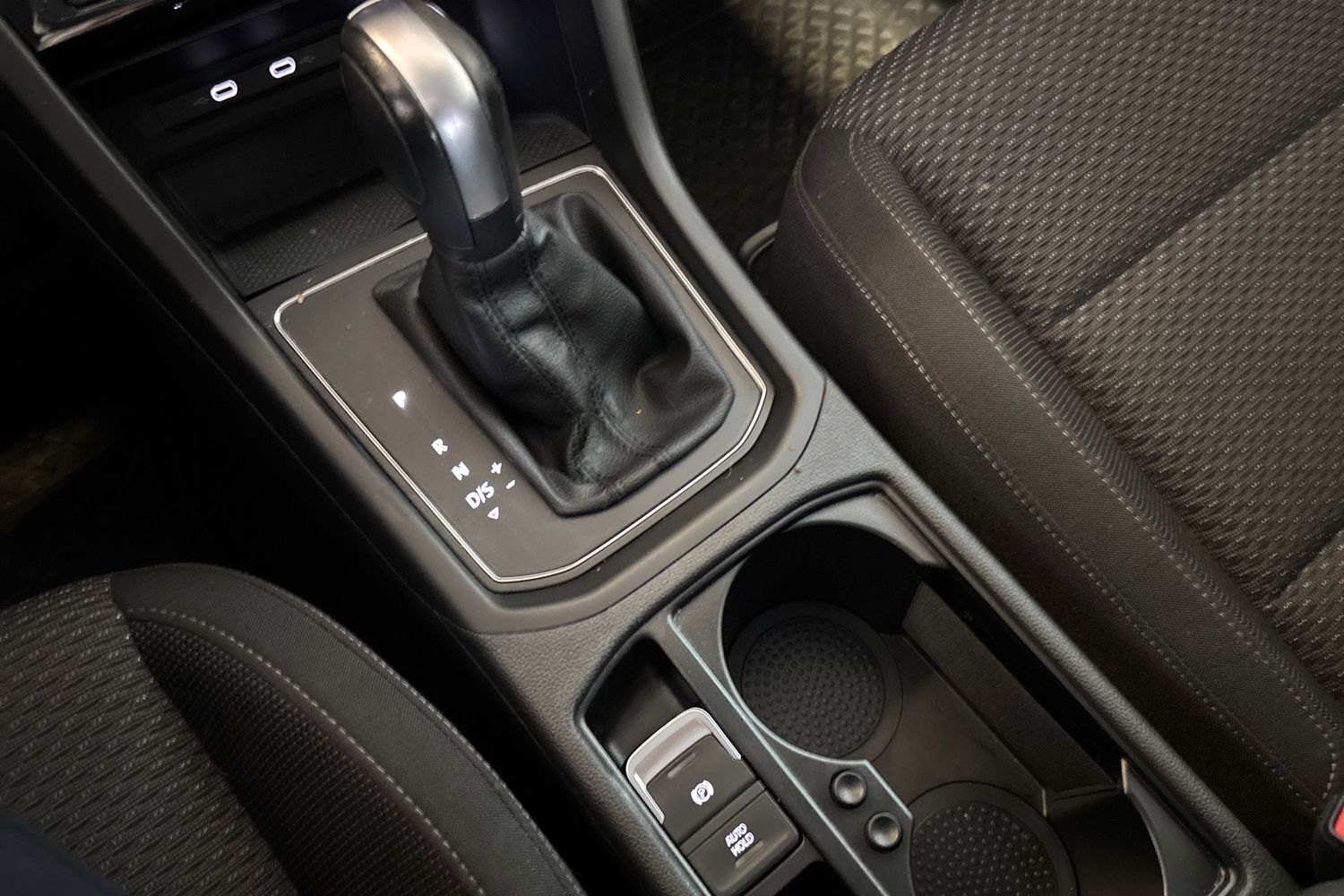 Volkswagen Touran vaihtoauto