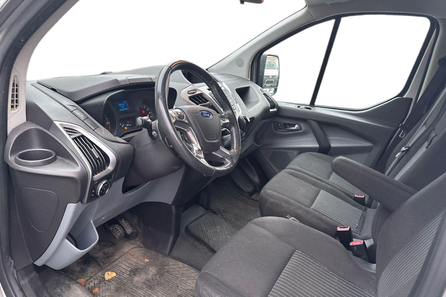 Ford Transit Custom vaihtoauto