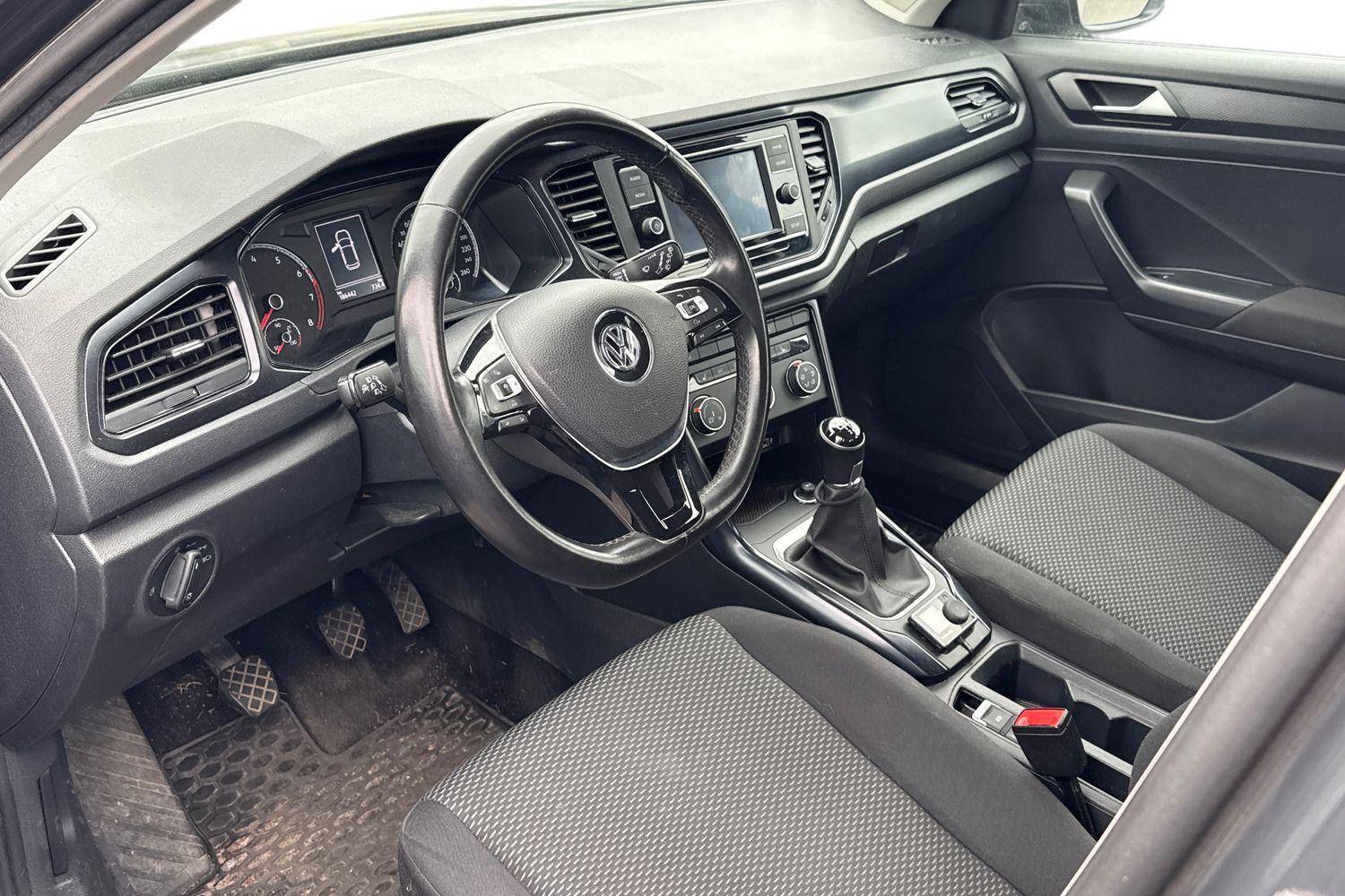 Volkswagen T-Roc vaihtoauto