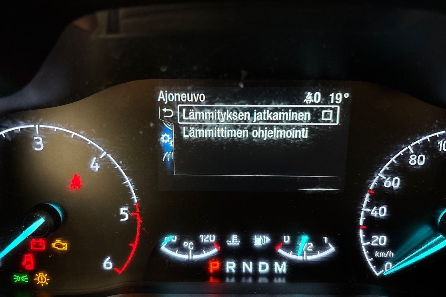 Ford Grand Tourneo Connect vaihtoauto