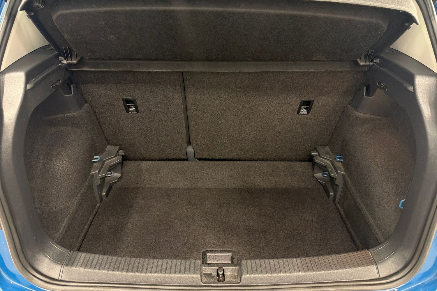 Volkswagen T-Cross vaihtoauto