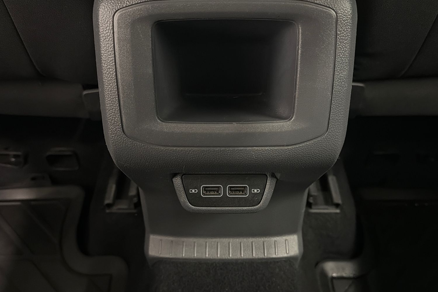 Volkswagen T-Cross vaihtoauto