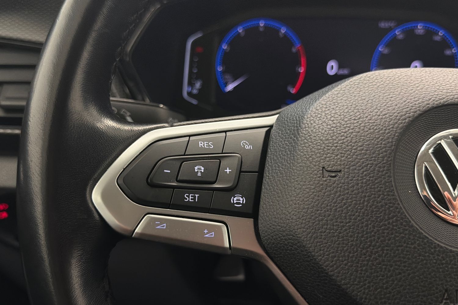 Volkswagen T-Cross vaihtoauto