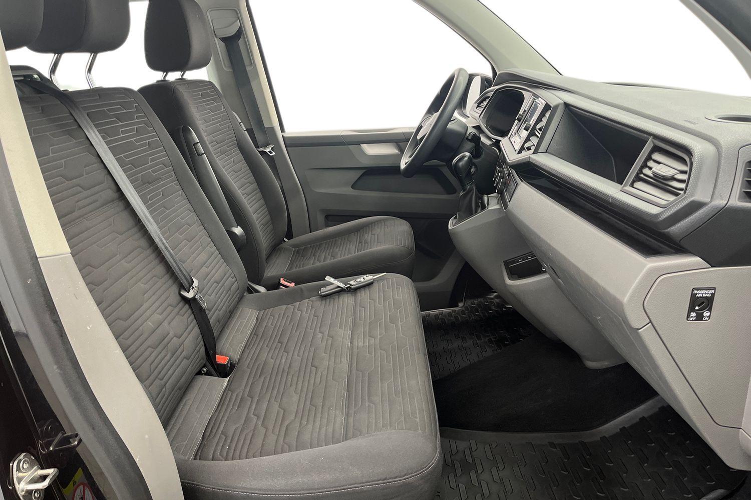 Volkswagen Caravelle vaihtoauto