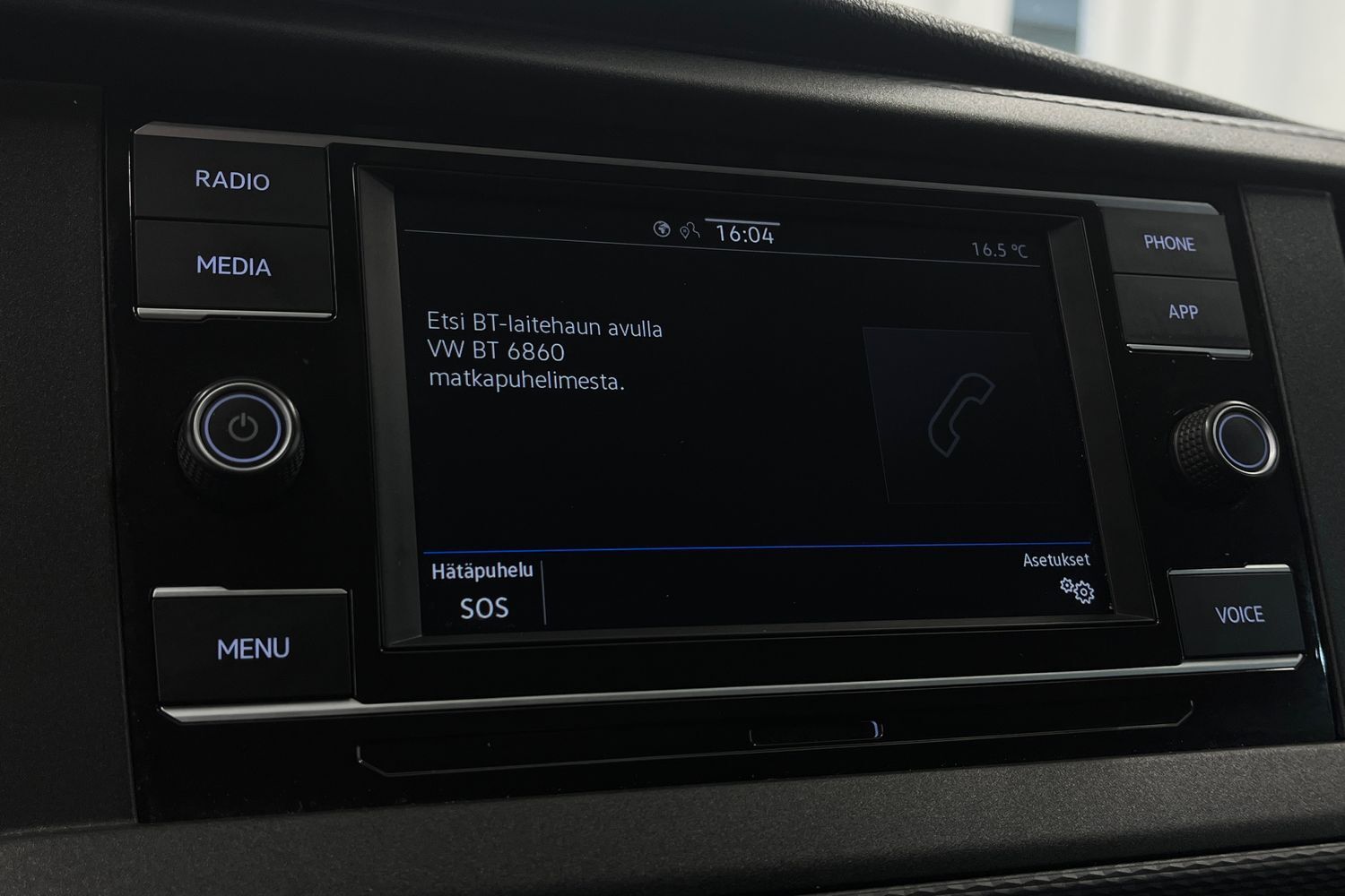 Volkswagen Caravelle vaihtoauto