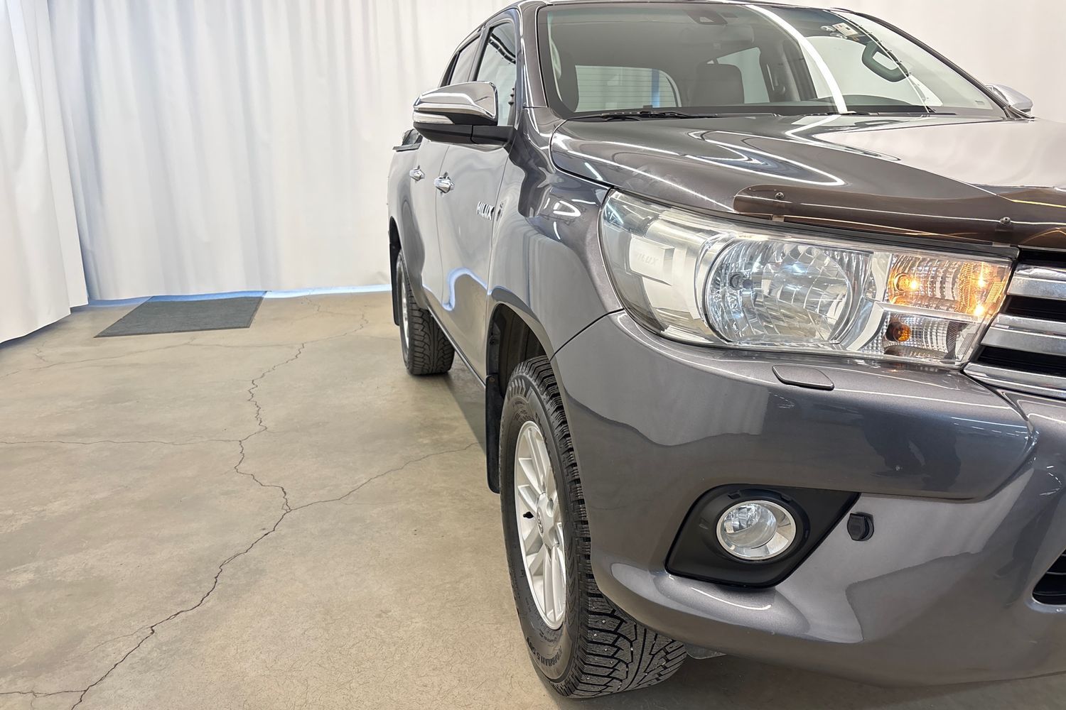 Toyota Hilux vaihtoauto