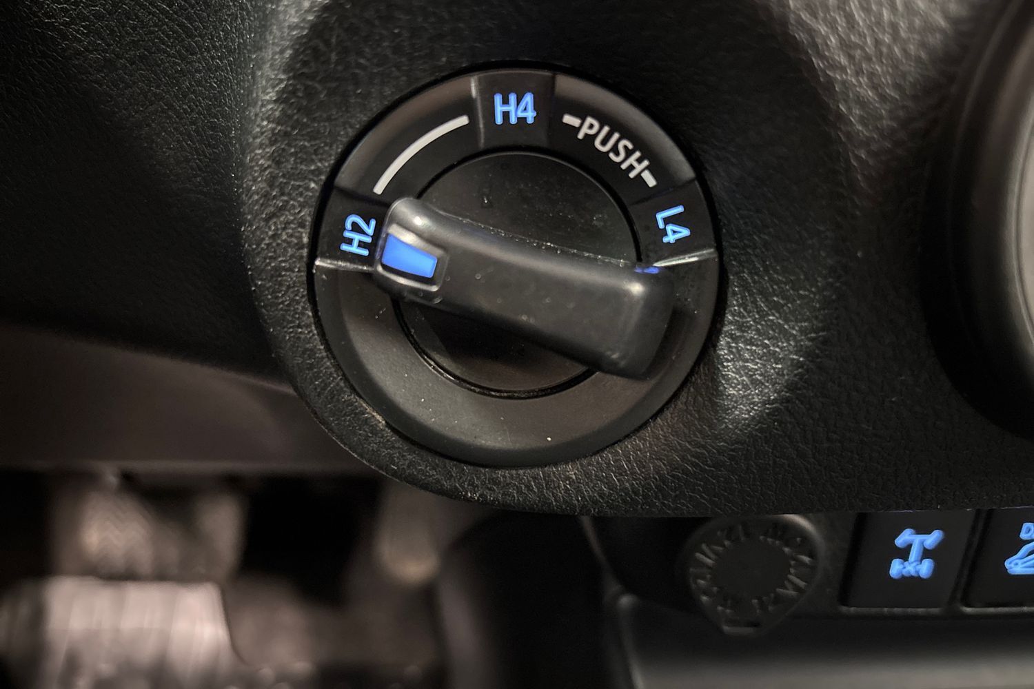Toyota Hilux vaihtoauto