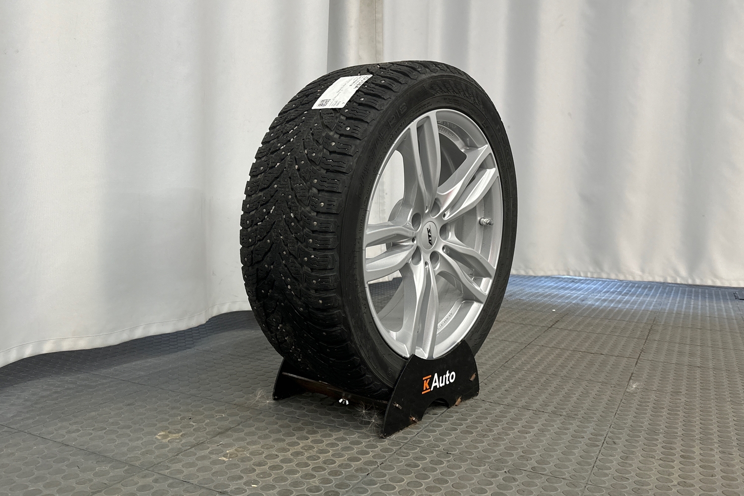 BMW i4 vaihtoauto