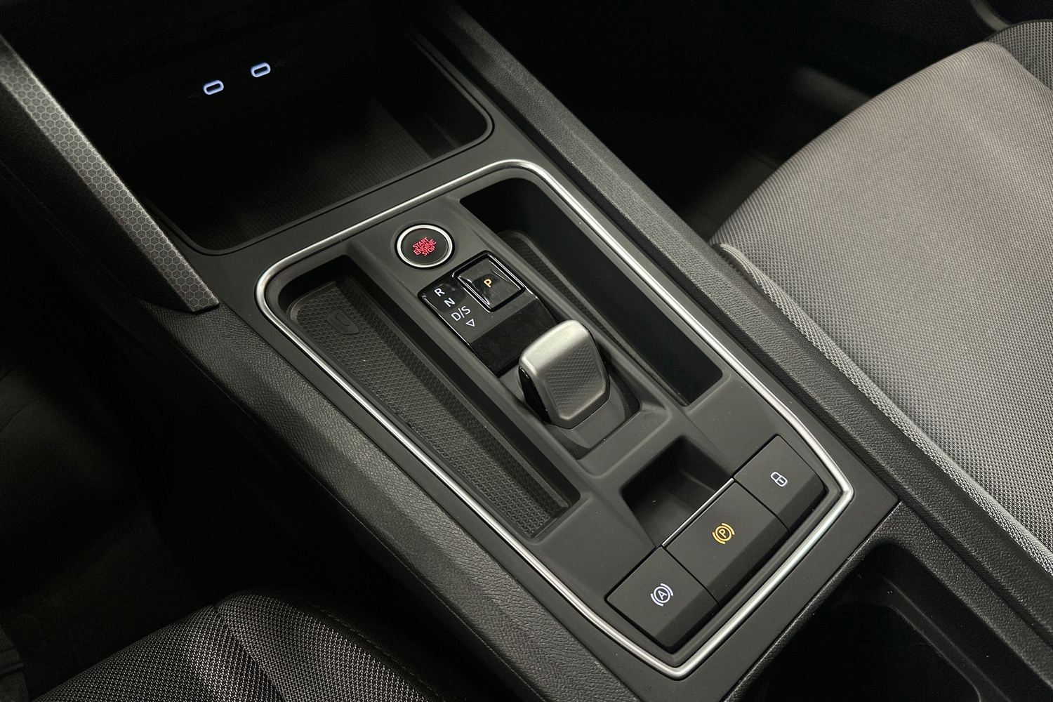 SEAT Leon Sportstourer vaihtoauto