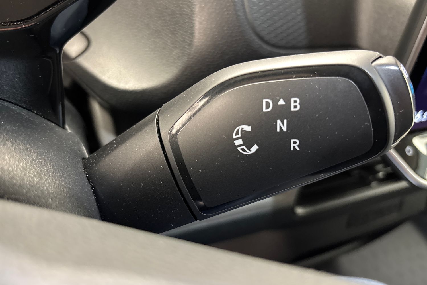 Volkswagen ID. Buzz Cargo vaihtoauto