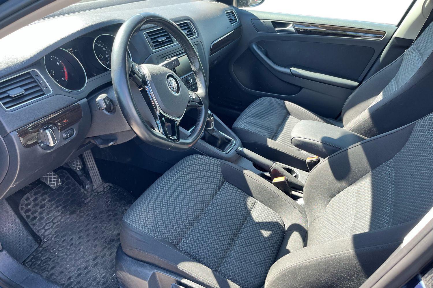 Volkswagen Jetta vaihtoauto