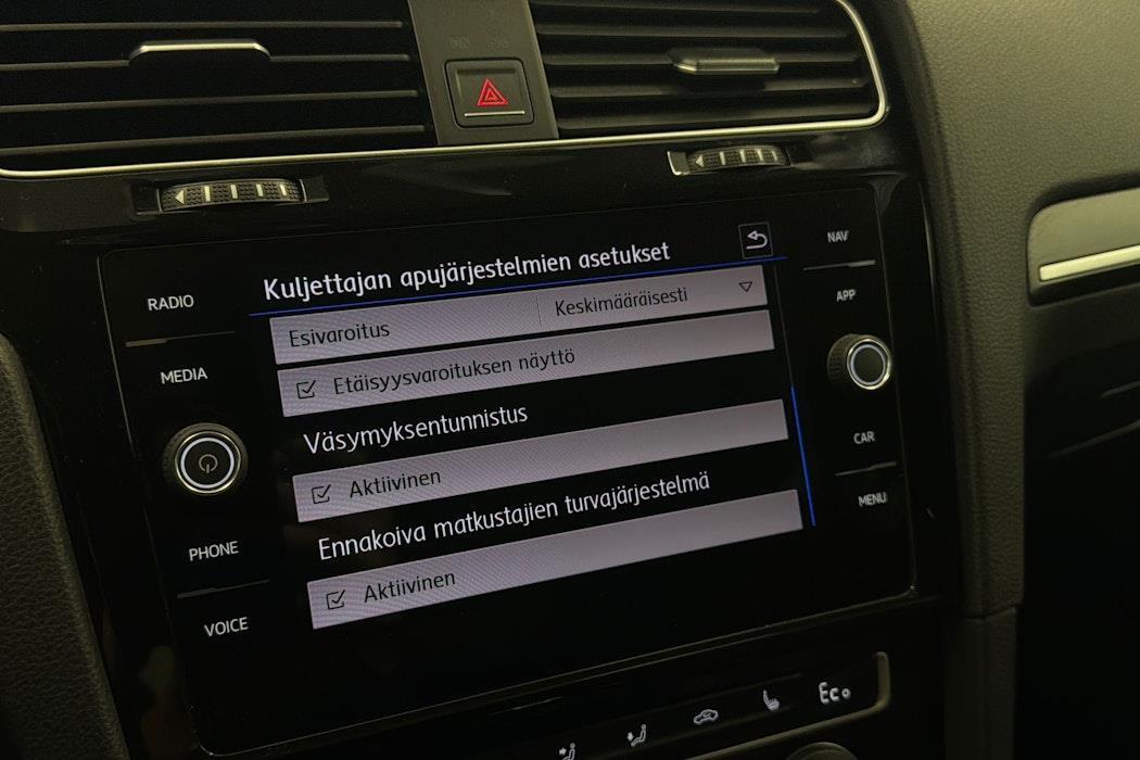 Volkswagen Golf vaihtoauto